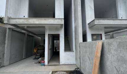 Casa com 2 quartos à venda na Menina Débora Novaes, 545, Forquilhas, São José por R$ 570.000