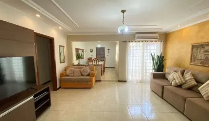 Casa para alugar com 4 dormitórios, 180 m² por R$ 6.900/mês - Ipanema - Londrina/PR