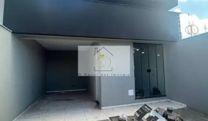 Linda Casa com acabamento em alto padrão no Jd. Maria Luiza
