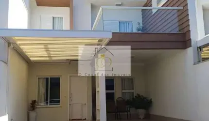 Sobrado em Condomínio Fechado prox. ao Aeroporto!