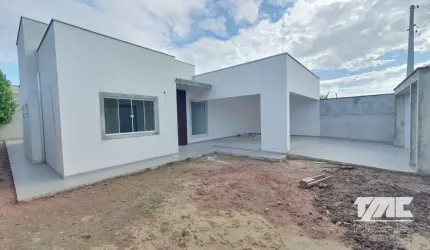 Casa Nova com piscina no Rocio Grande
