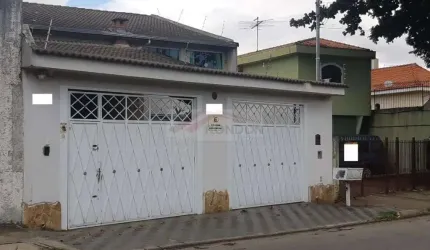 Sobrado no Bom Clima - 370 ms² - 4 dormitórios - 3 suítes - closet - banheira - piscina - churrasqueira - sauna - edícula e 5 vagas.