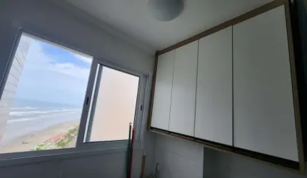 Apartamento à venda no condomínio Santos Dumont.