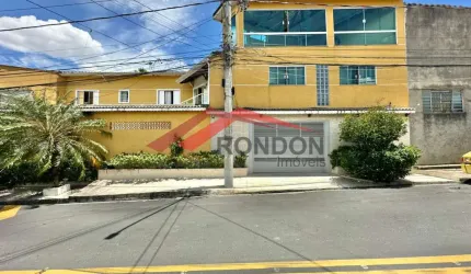 Sobrado à venda no Vila Barros - 385,00 de área construída - 4 dormitórios - 2 suítes - 1 banheiro social - 1 lavabo - 6 vagas de garagem.