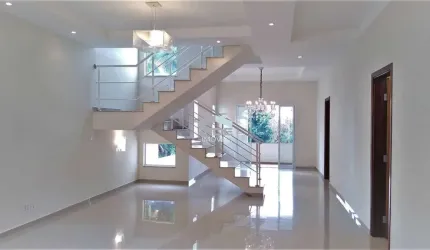Casa em Condomínio de Luxo em Campinas-SP, 3 Quartos, 3 Suítes, 5 Banheiros, 7 Vagas, 293,43 m² - Loteamento Caminhos de São Conrado
