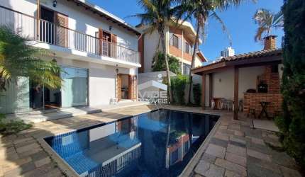 VENDO EXCELENTE CASA EM CAMPINAS BAIRRO VILA BRANDINA COM 4 QUARTOS SENDO DUAS SUÍTES E PISCINA