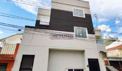 Condomínio na Vila Guilherme com 01 dorm, sala, cozinha, wc, lavandeira, (sem vaga), em ótimo local.