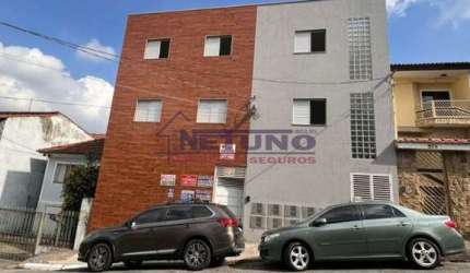 Condomínio na parada inglesa com 01 dorm, sala estar, cozinha, wc social e lavanderia ( sem vaga).