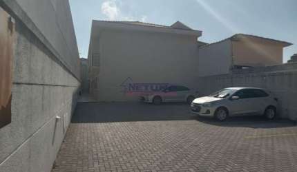 Condomínio na Vila Medeiros tipo sobrado com 02 dorms, sala de estar, lavabo, cozinha, wc, 01 vaga.