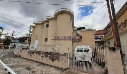Casa para renda ou moradia na Vila Medeiros com 03 dorms cada, 01 suite, sala de estar, wc, cozinha,