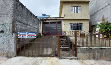Sobrado com 2 quartos e 2 vagas de garagem na Vila Medeiros