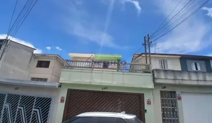 Sobrado super espaçoso na Vila Medeiros com 03 dorms, 01 suite, sala, cozinha, 03 wcs e 04 vagas.