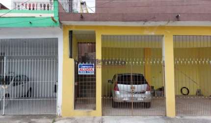 Casa 1 dormitório e 1 vaga