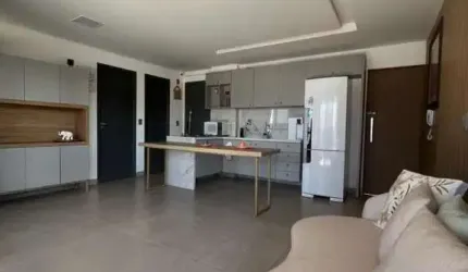 Cobertura com 2 quartos próxima do mar no Jardim Oceania