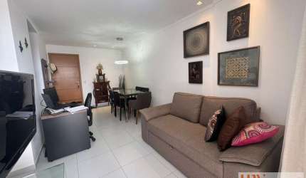 Apartamento com 2 quartos em andar super alto com área de lazer no Brisamar