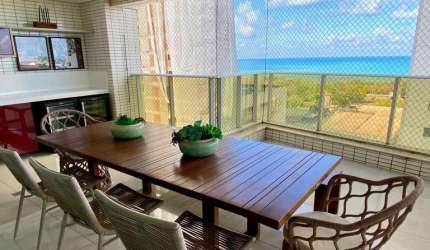 Apartamento com 4 suítes e 4 vagas todo projetado com vista para o mar no Altiplano