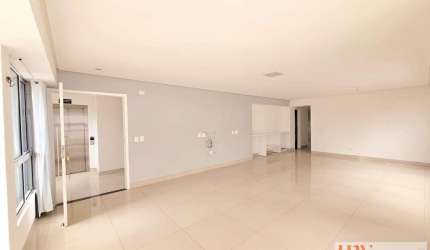 Apartamento com 226 m² e 4 suítes no Miramar