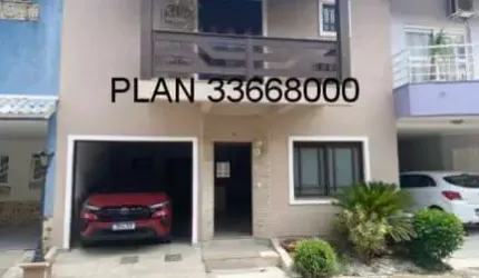 Casa em condomínio de luxo no Ecoville, Porto Alegre-RS: 3 quartos, 1 suíte, 2 salas, 200m² de área. Aproveite!