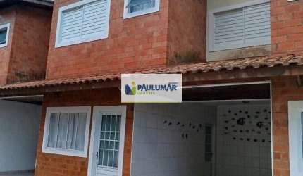 Casa em condomínio fechado 3 dormitórios em Mongaguá