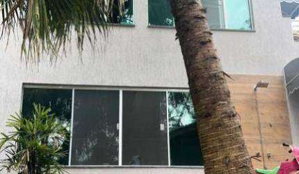 Casa com 3 dormitórios à venda - Ipelândia - Suzano/SP