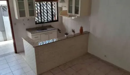 CASA  DE 1 DORMITÓRIO A VENDA NA VILA ESTER