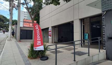 Salão/Loja comercial para locação ou venda ao lado do metro Parada Inglesa com 3 vagas de garagem