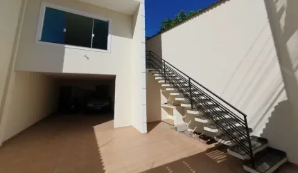 Sobrado à venda no Tremembé com 3 suítes e 5 vagas