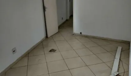 Sala Comercial preparara par Odontologia c0m 48 metros  para locação