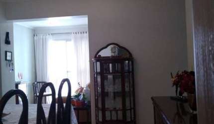 Apartamento a venda3 Dormitório(s)1 Suítes2 Vaga(s).  Dependência de empregada.