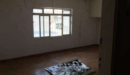 Prédio comercial  para locação- sobreloja - conjunto de 9 (nove) salas - 3 Wcs - copa - 250m2