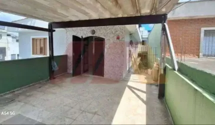 Sobrado para venda, 4 dormitórios, 2 vagas de garagem. Localizado no Parque Edu Chaves.