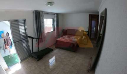 Casa para locação 240m² 3 dormitórios, 1 suíte, vaga de garagem