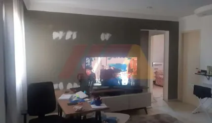Apartamento de 2 dormitõrios para venda no Parque Edu Chaves