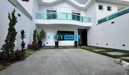 Casa com 4 quartos à venda na Rua Professora Vera Lúcia Nogueira Lucas, --, Jardim City, Guarulhos por R$ 1.599.000