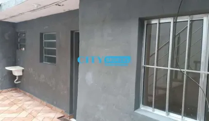 Casa com 2 quartos para alugar na Pote, --, Vila Endres, Guarulhos por R$ 1.400