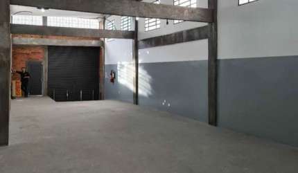 Barracão / Galpão / Depósito com 2 salas para alugar na Avenida Rotary, --, Vila das Bandeiras, Guarulhos por R$ 10.500