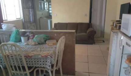 Casa com 3 quartos à venda na Rua Alagoas, --, Pimentas, Guarulhos por R$ 260.000