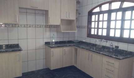 Casa com 4 quartos à venda na Rua Miguel Tavares, --, Parque Flamengo, Guarulhos por R$ 540.000