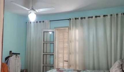 Casa com 2 quartos à venda na Rua Leoberto Leal, --, Jardim Santa Mena, Guarulhos por R$ 450.000