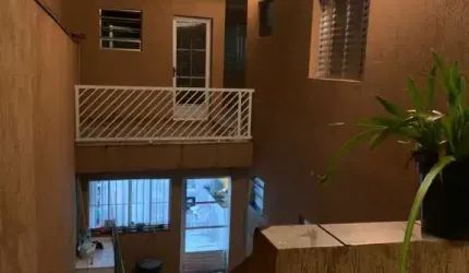 Casa com 4 quartos à venda na Rua Alemanha, --, Jardim São Francisco, Guarulhos por R$ 900.000
