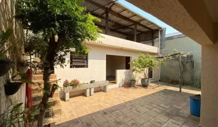 Casa com 3 quartos à venda na Águas Limpas, --, Vila Barros, Guarulhos por R$ 720.000