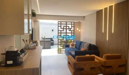 Casa em condomínio fechado com 3 quartos à venda na Avenida Doutor Renato de Andrade Maia, --, Parque Renato Maia, Guarulhos por R$ 1.100.000