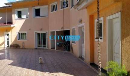 Casa em condomínio fechado com 5 quartos à venda na Piauí, --, Arujázinho I, II e III, Arujá por R$ 3.200.000