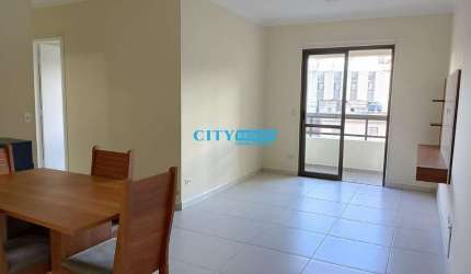 Apartamento com 3 quartos para alugar na Rua Silvestre Vasconcelos Calmon, --, Vila Pedro Moreira, Guarulhos por R$ 3.140