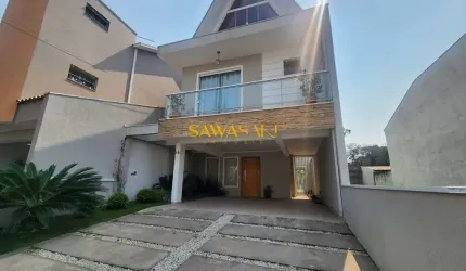 Sobrado à venda no bairro Uberaba - Curitiba/PR