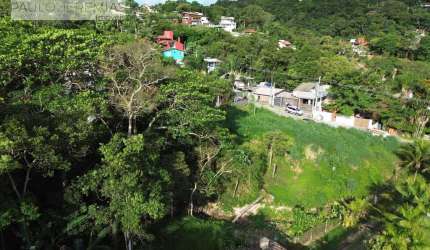 Terreno à Venda em Sambaqui, Florianópolis - R$ 1.500.000