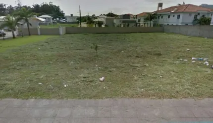 Venda de lote em Canasvieiras, Florianópolis por R$ 1.100.000. Oportunidade única para investir no seu futuro!