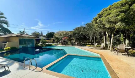 Casa de condomínio a 100 metros da praia de Manguinhos Búzios