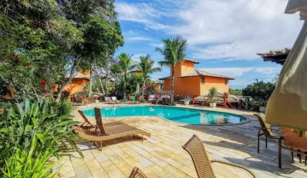 Casa impecável a 100 metros da praia do Forno Condomínio Fechado