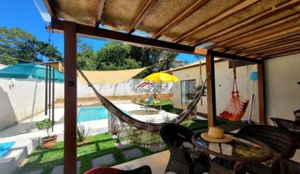 Casa com 3 suítes em condomínio